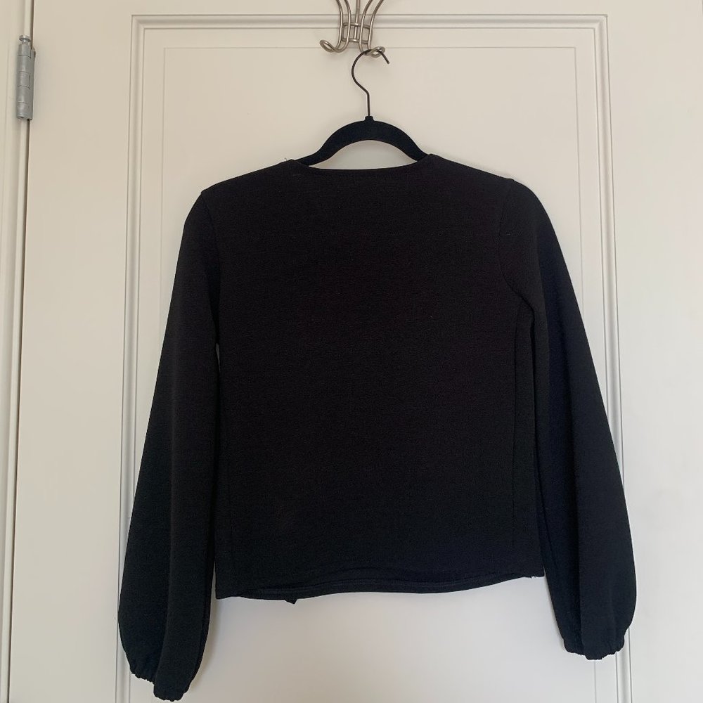 Texture & Thread Wrap Top - Picture 2 of 3